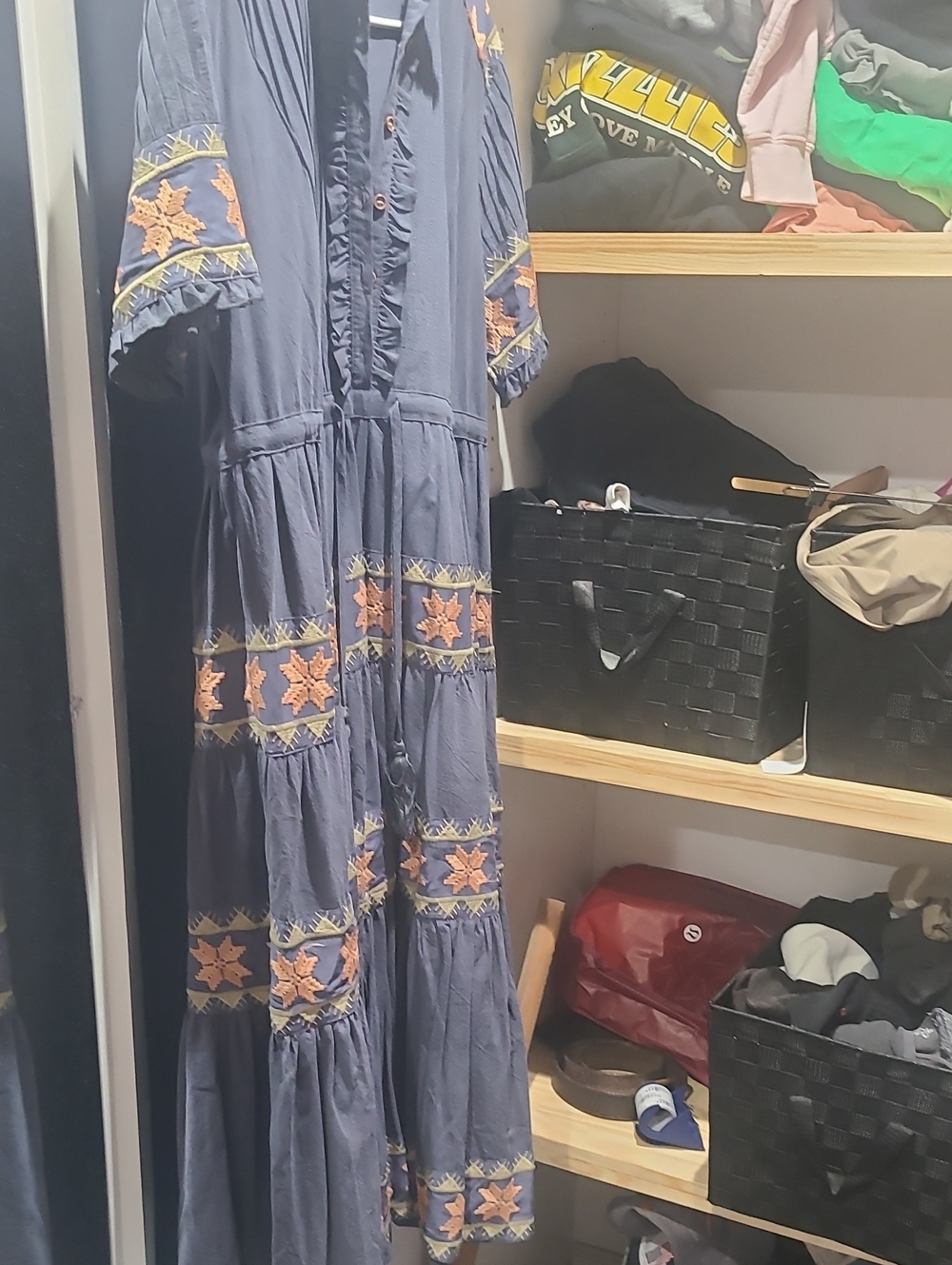 ivy city capri dress - Picture 2 of 3